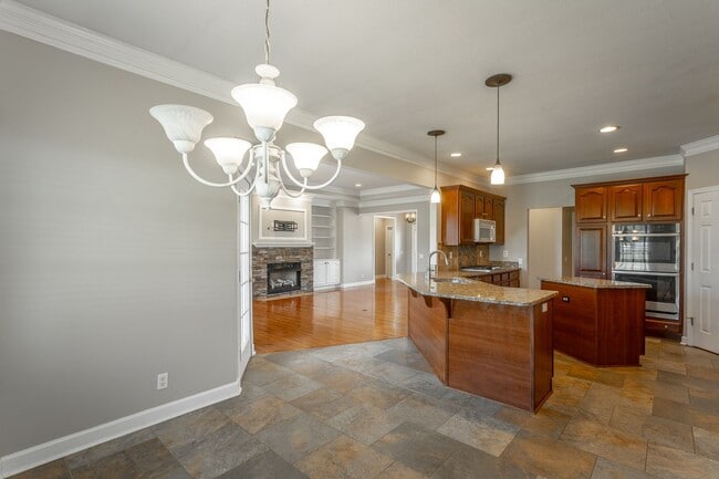 Photo - 8517 Horseshoe Bend Ln