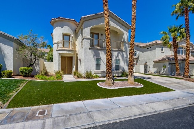 Rhodes Ranch Luxury Home with Pool - Rhodes Ranch Luxury Home with Pool