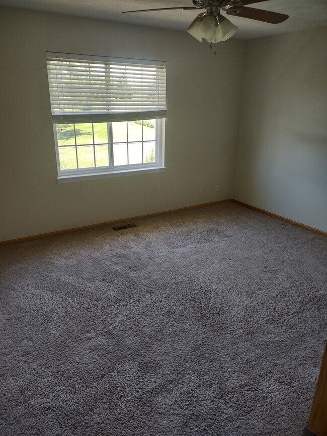 2233 Surfside Dr Townhome Townhome Rental in Lincoln NE