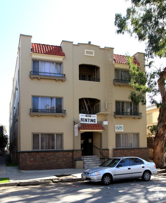 Building Photo - 636 Chestnut Avenue