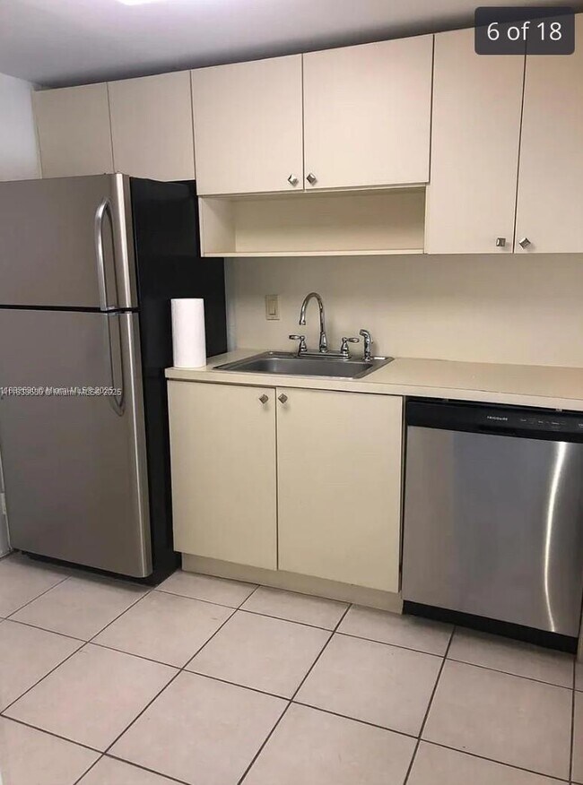 Photo - 9970 SW 88th St Unit 914-9