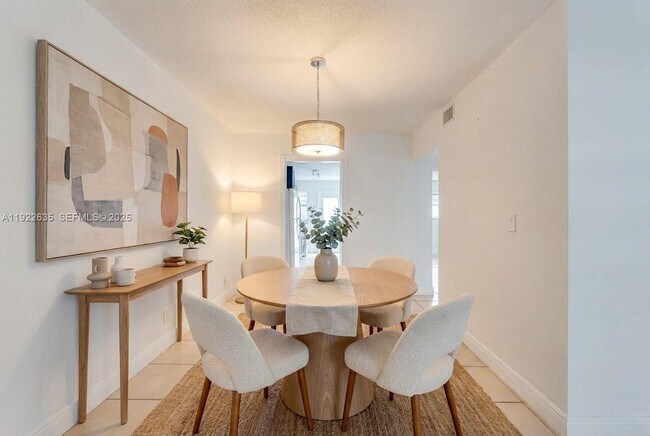 Photo - 1450 NE 170th St Unit 211