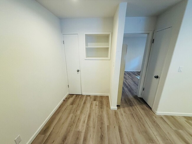 Photo - 950 Modesto Ave Unidad 8