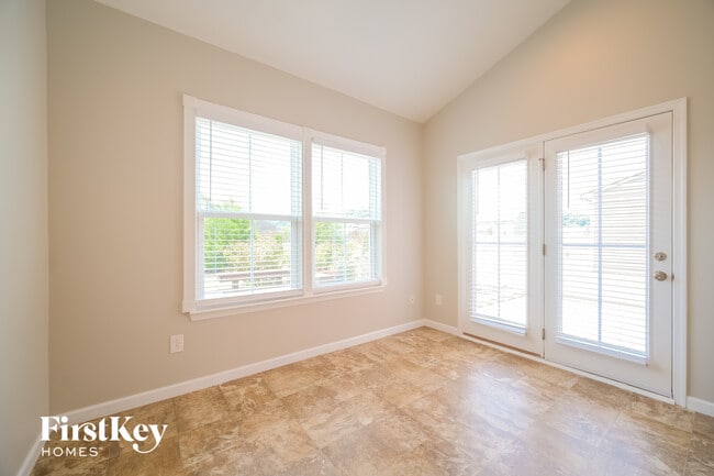 Photo - 1620 Brockton Ln