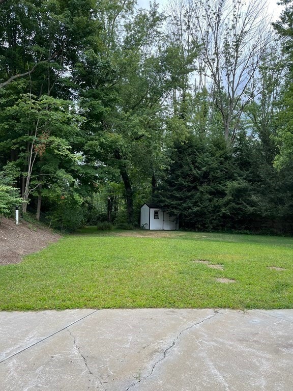 Photo - 656 Franklin St