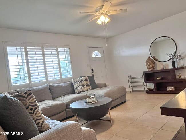 Photo - 1337 N 71st St