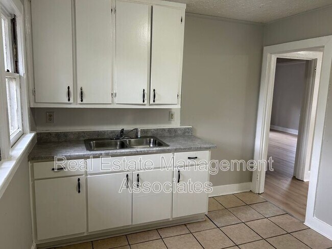 Photo - 222 N 15th St