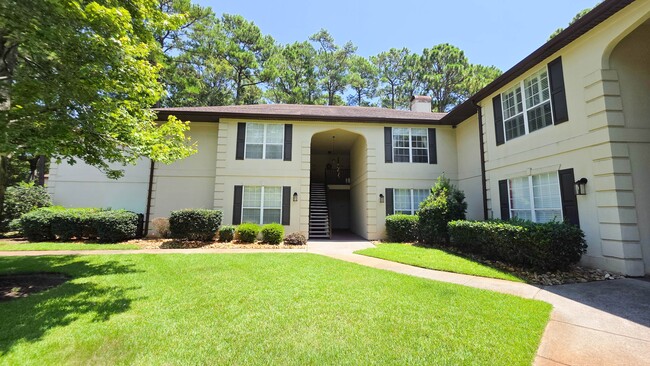 Building Photo - 701 Pipers Ln Rental