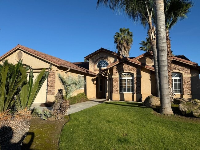 Photo - Beautiful 3 bed 2 bath West side of Madera