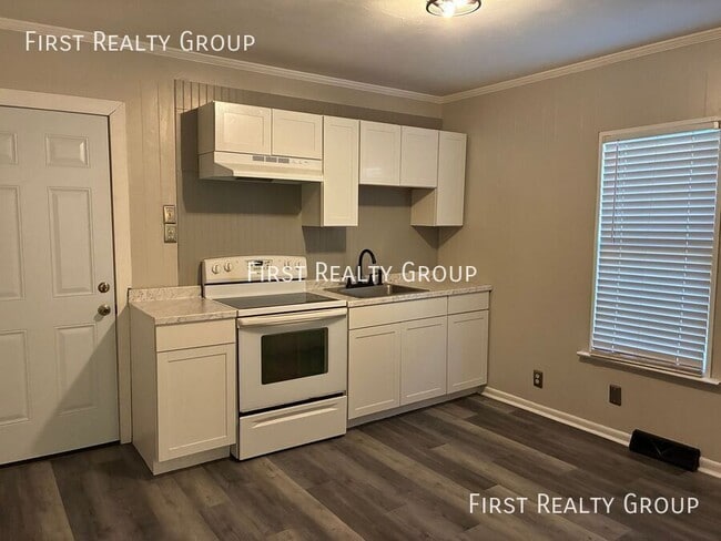 Photo - 20 Hudson St