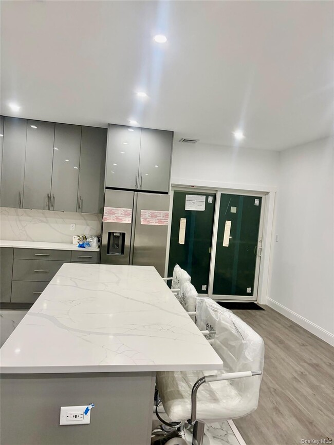 Photo - 15 Potomac St