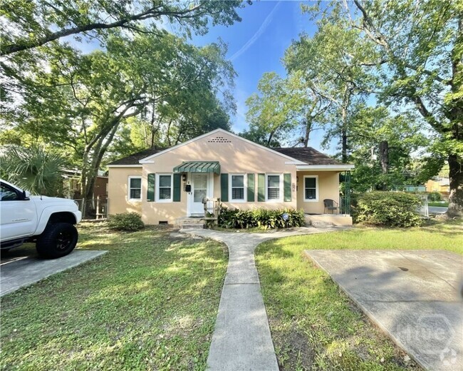 Building Photo - 1203 E 54th St Rental