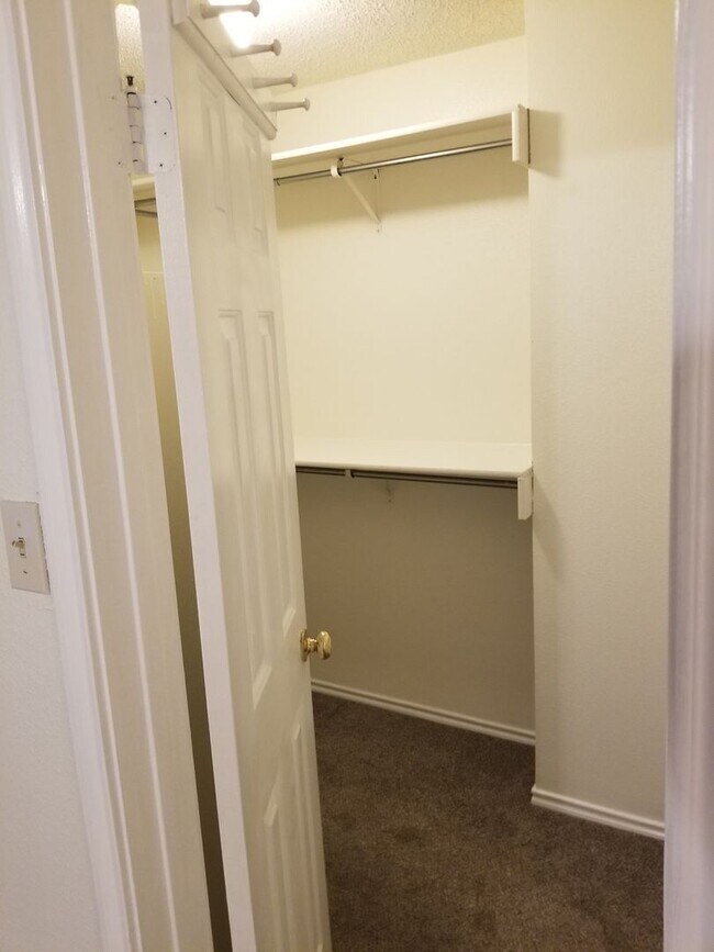 Photo - 9402 Moonlit Glade Rd