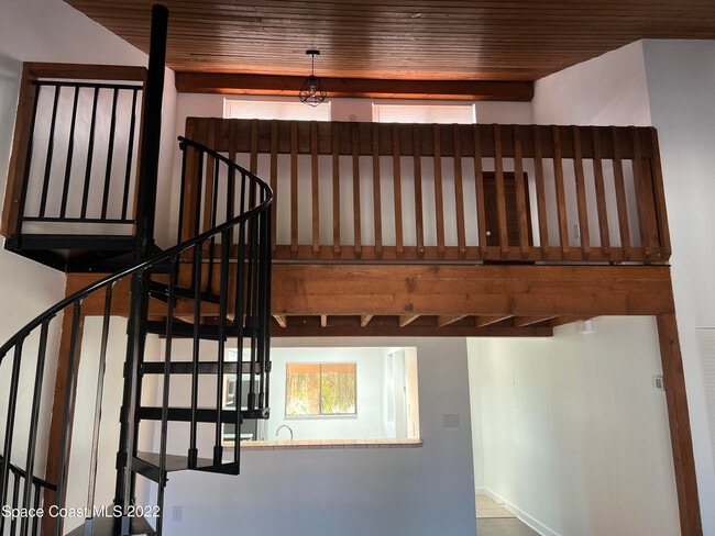 Photo - 2925 Kirkland Rd NE