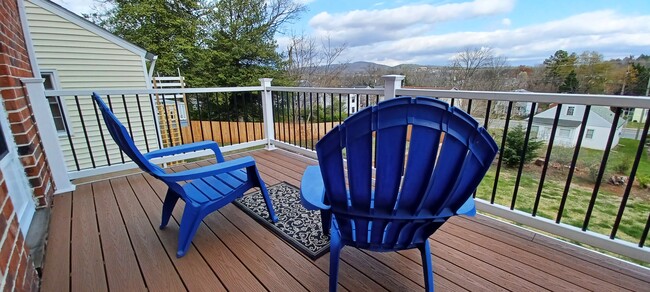 Photo - 402 13th ST NE