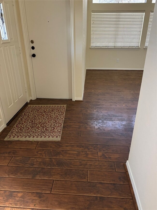 Photo - 4026 Meadowgold Ln