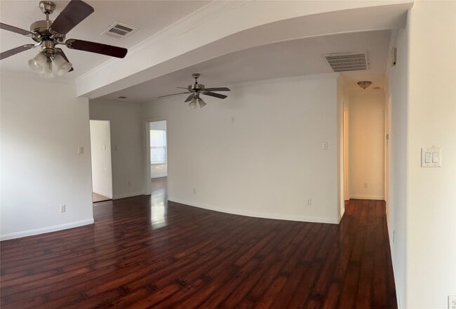 Photo - 4911 Oleander St