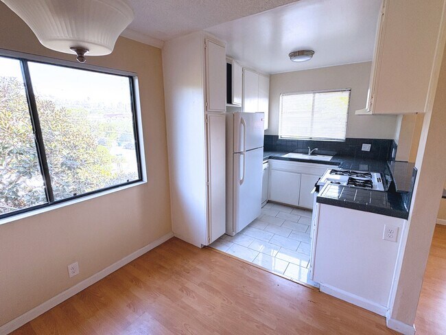 Franklin Vista Apartments