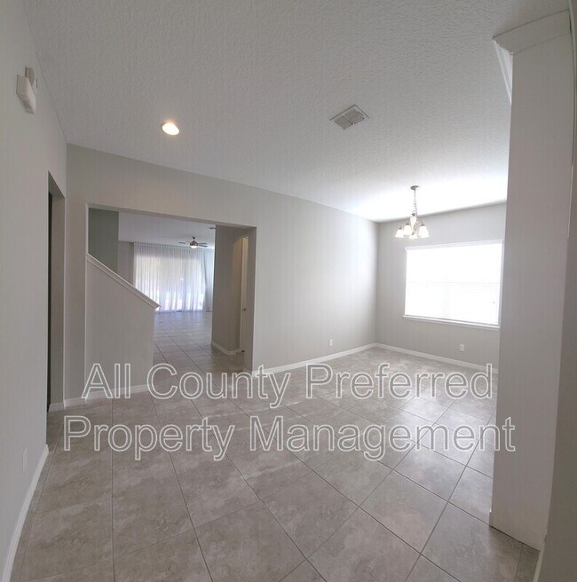 Photo - 1813 Hawksbill Ln