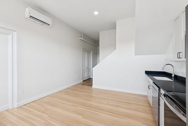 Photo - 129 Main St Unit 304