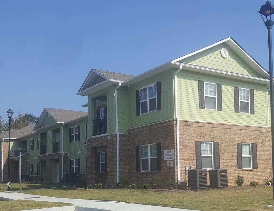 Rollingwood Place Apartments - Rollingwood Place Apartments