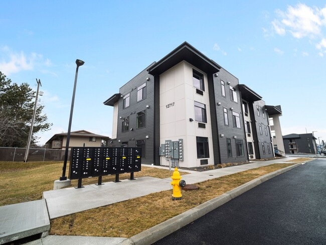 Photo - Flats on 4th Apartments Unit B-203