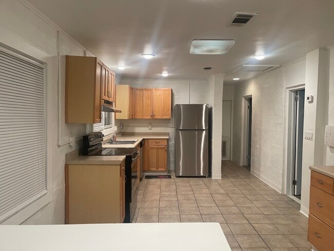 Photo - 17199 E Park Ave