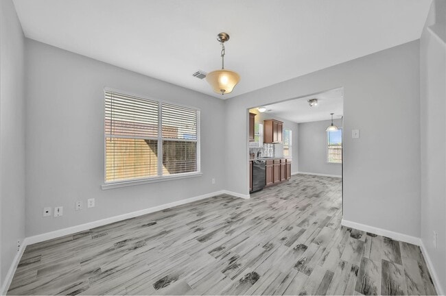 Building Photo - 6607 Colonial Rose Ln