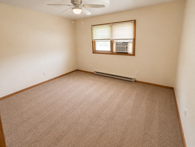 Photo - 317 Owens St Unidad #2