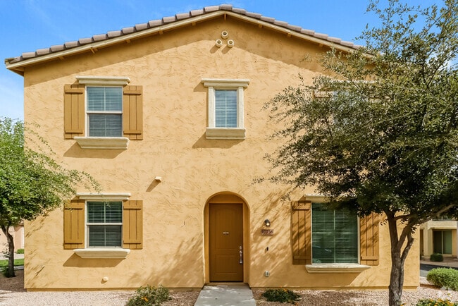 Building Photo - 17736 W Mandalay Ln Rental
