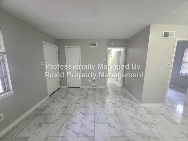 Photo - FIRST MONTH FREE!!! Newly Renovated 3 Bedroom Home!
