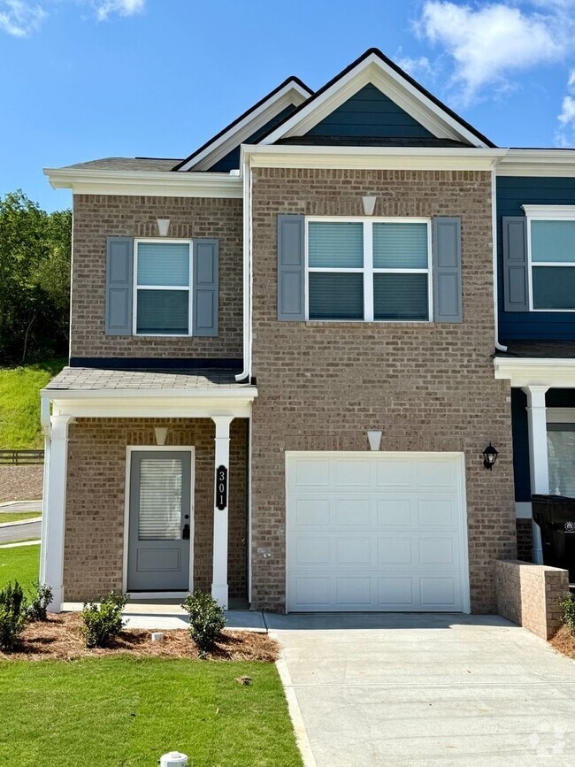 Building Photo - New Corner Unit Townhome in Cartersville