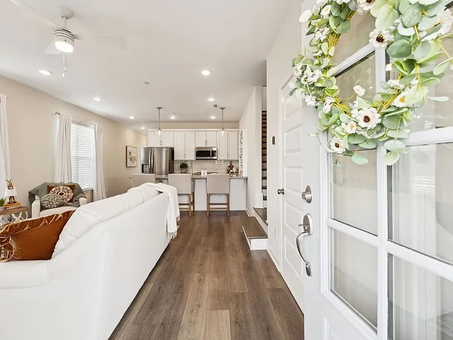 Photo - 147 Bess Blvd