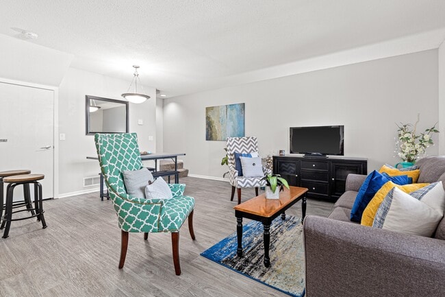 SouthFork Townhomes Flats
