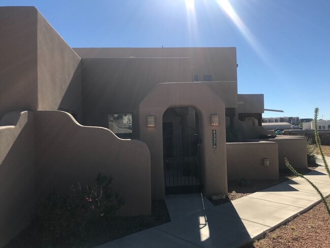 Photo - Gorgeous, 2 bedroom, 2 bath townhome in Gated Community with Pool access