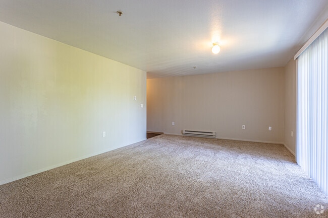 3BR, 2BA - 1143SF