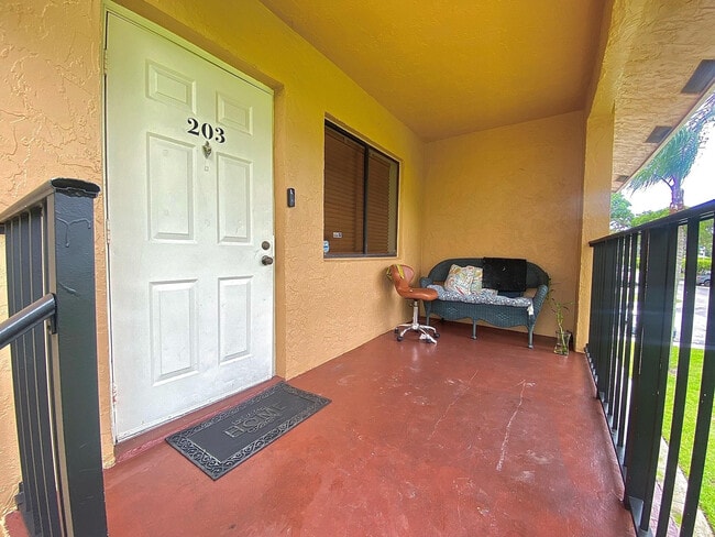 Photo - 6011 10th Ave N