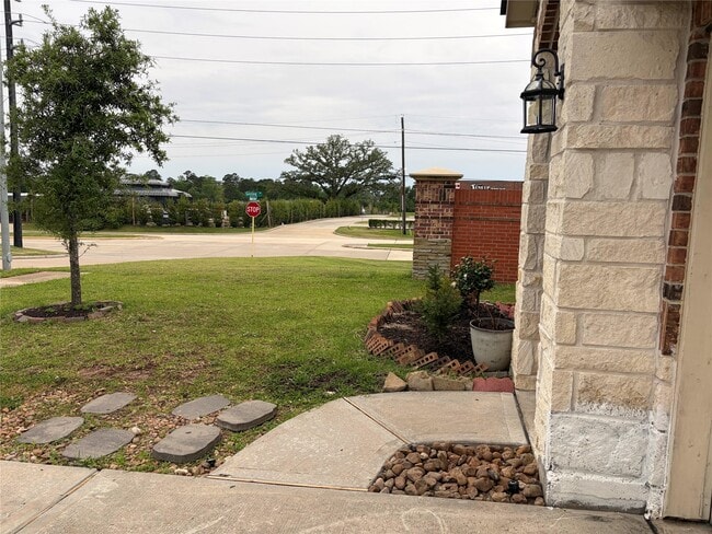 Photo - 24307 Hampton Terrace Ln