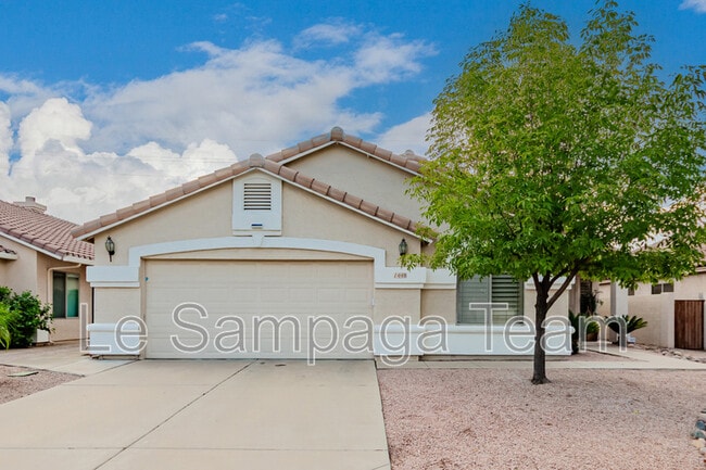 Photo - 1448 N Saddle St