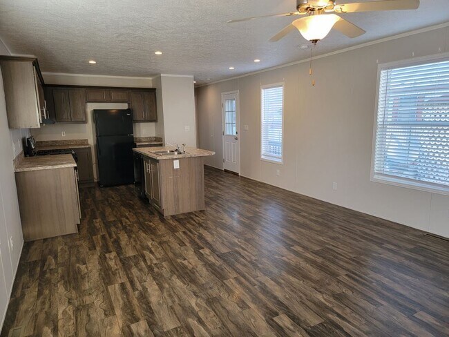 Photo - 999 Fortino Blvd