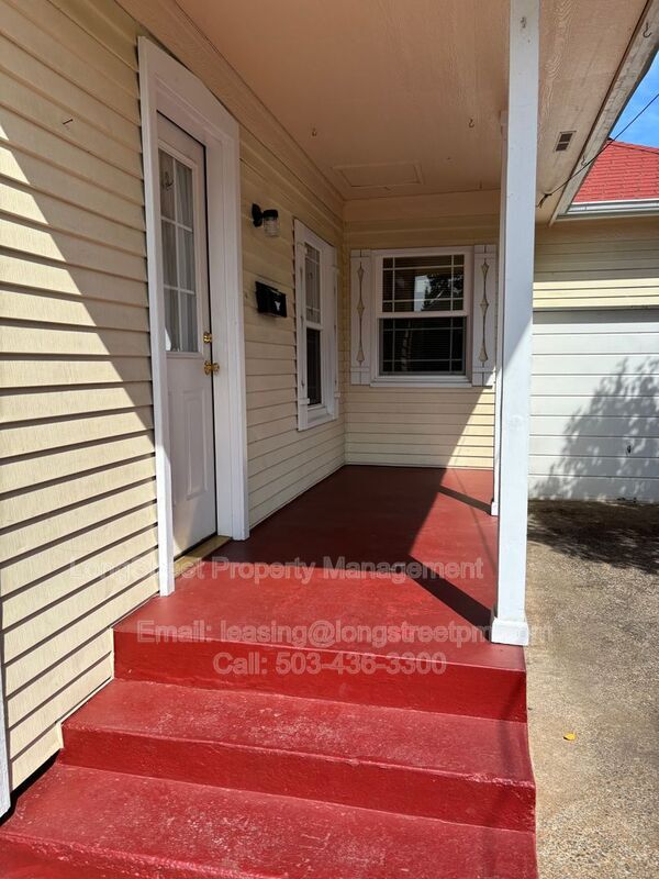 Photo - 1231 Elm St NW