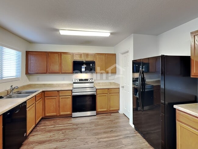 Photo - 715 Rodeo Ranch