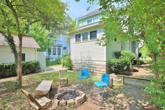 Photo - 5 Bedroom Quiet OSU North Campus private home