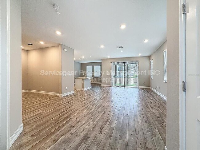 Photo - 4547 Ancona Way