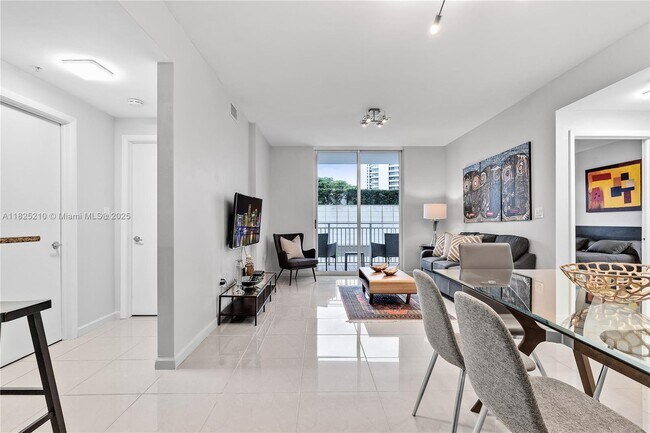 Photo - 185 SE 14th Terrace Condo Unit 708
