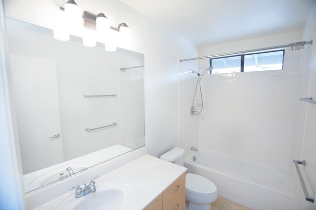 Photo - 95-1022 Molakea St # 13