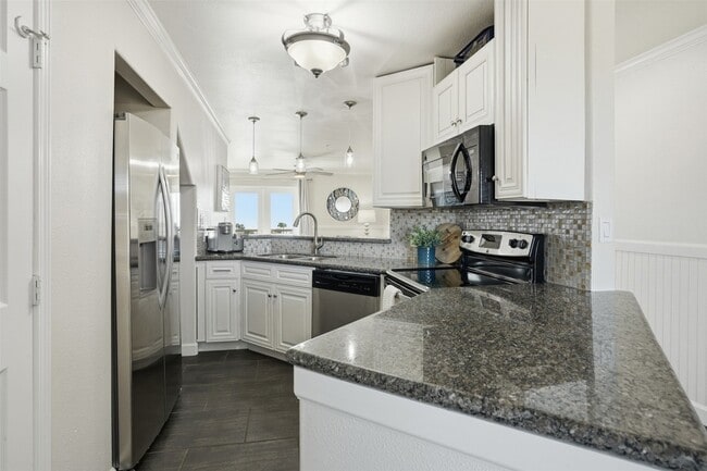 Photo - 9520 Seawall Blvd Unidad 353