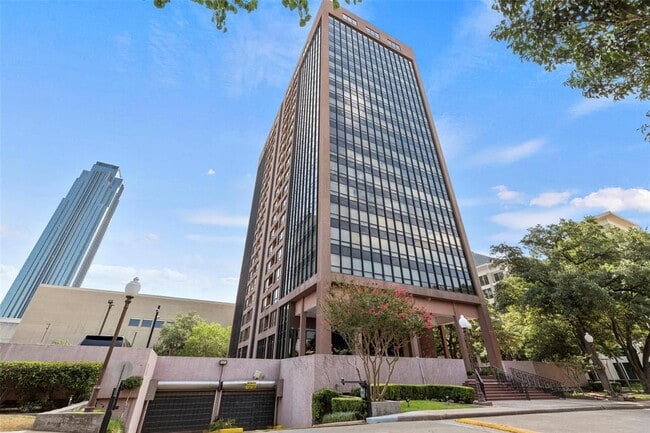 Photo - 5150 Hidalgo St Condo Unit 501