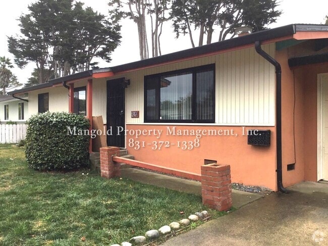 Building Photo - Charming 3-Bed, 1.5-Bath Home with Back Ya...