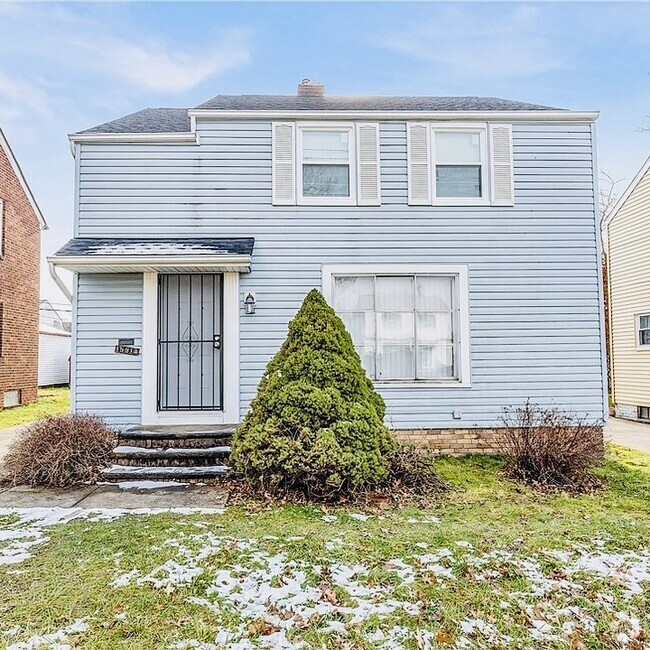 Building Photo - 15914 Delrey Ave Rental